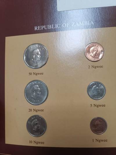 巨藏钱币第四期10月13号20点开拍 赞比亚硬币富兰克林邮币卡封装