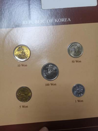 巨藏钱币第四期10月13号20点开拍 韩国硬币富兰克林邮币卡封装