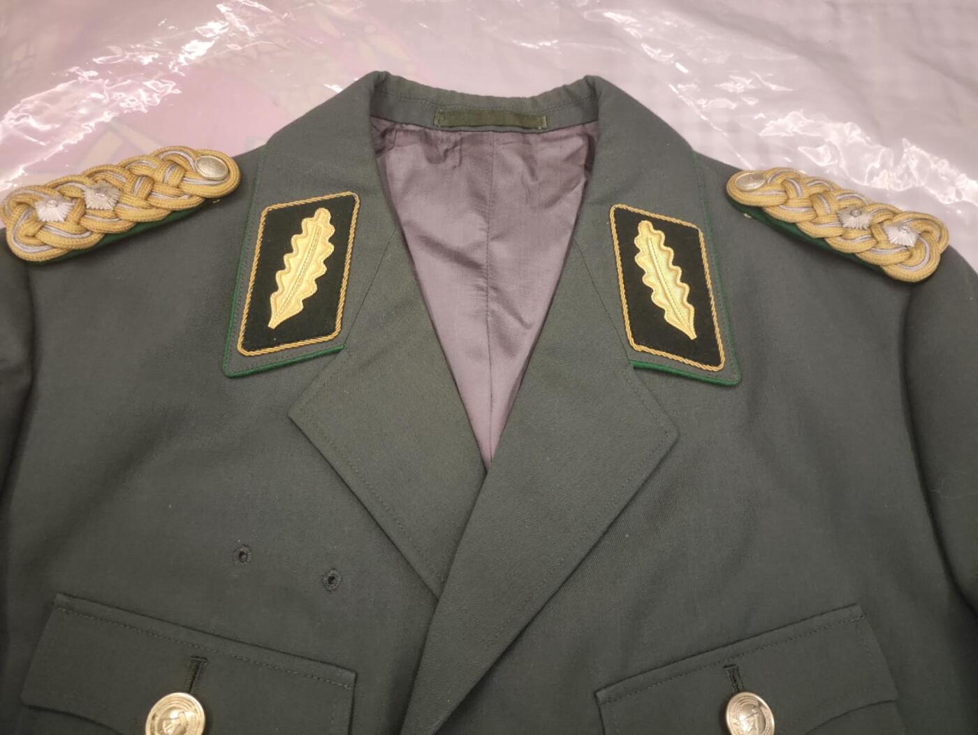 东德内政部中将常服衣裤帽全套