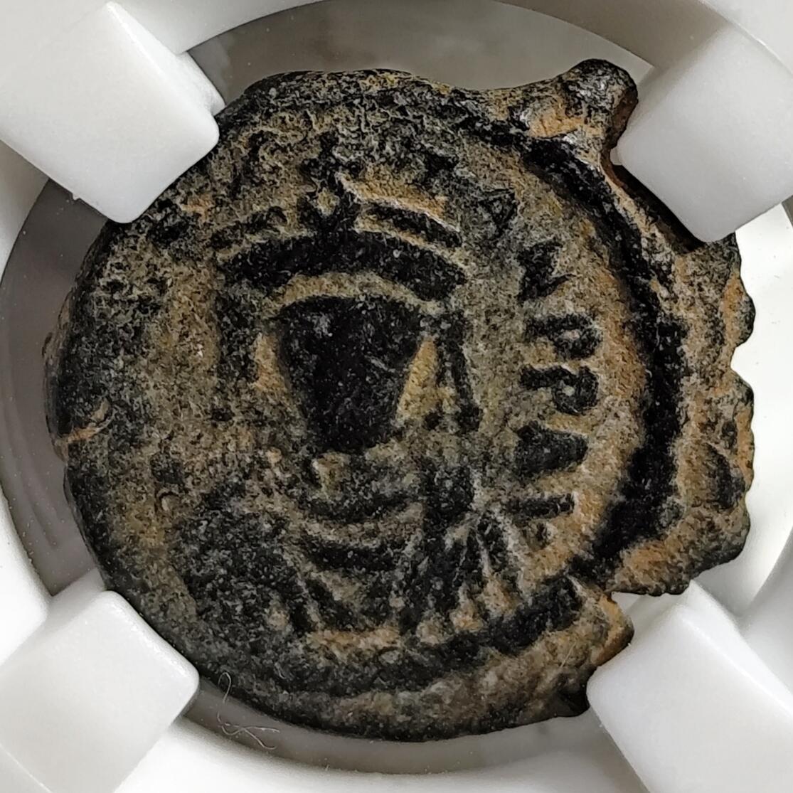 希腊罗马丝路打制币化石【中外钱币放漏】专场！陆小鱼的钱币仓，限时拍卖第080场 拜占庭 提比略二世铜币/面值X与十字