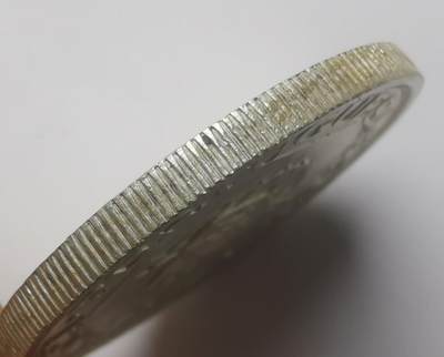 巨藏钱币第四期10月13号20点开拍 澳门1952年5元15克银币-原光美品