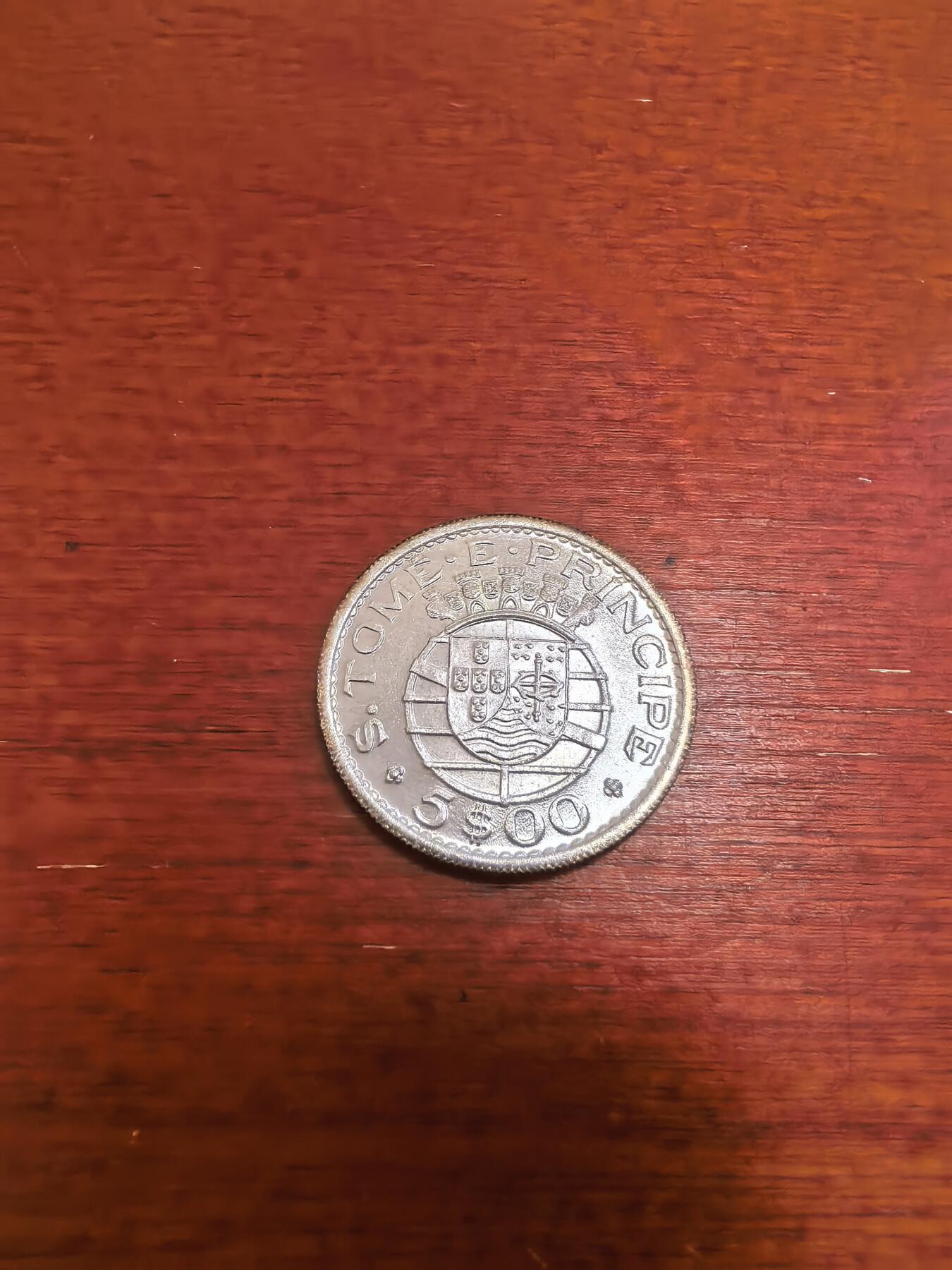 长老汇蛇年精选第六十场拍卖 1962 圣多美和普林西顿5埃斯库多斯银币，原光割手，未流通，仅有88000枚