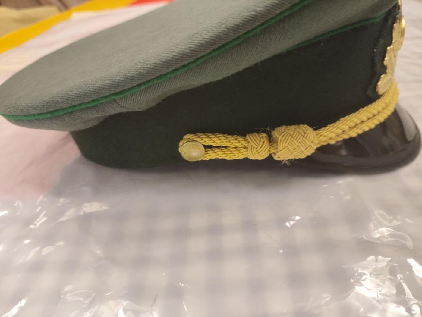 东德内政部中将常服衣裤帽全套
