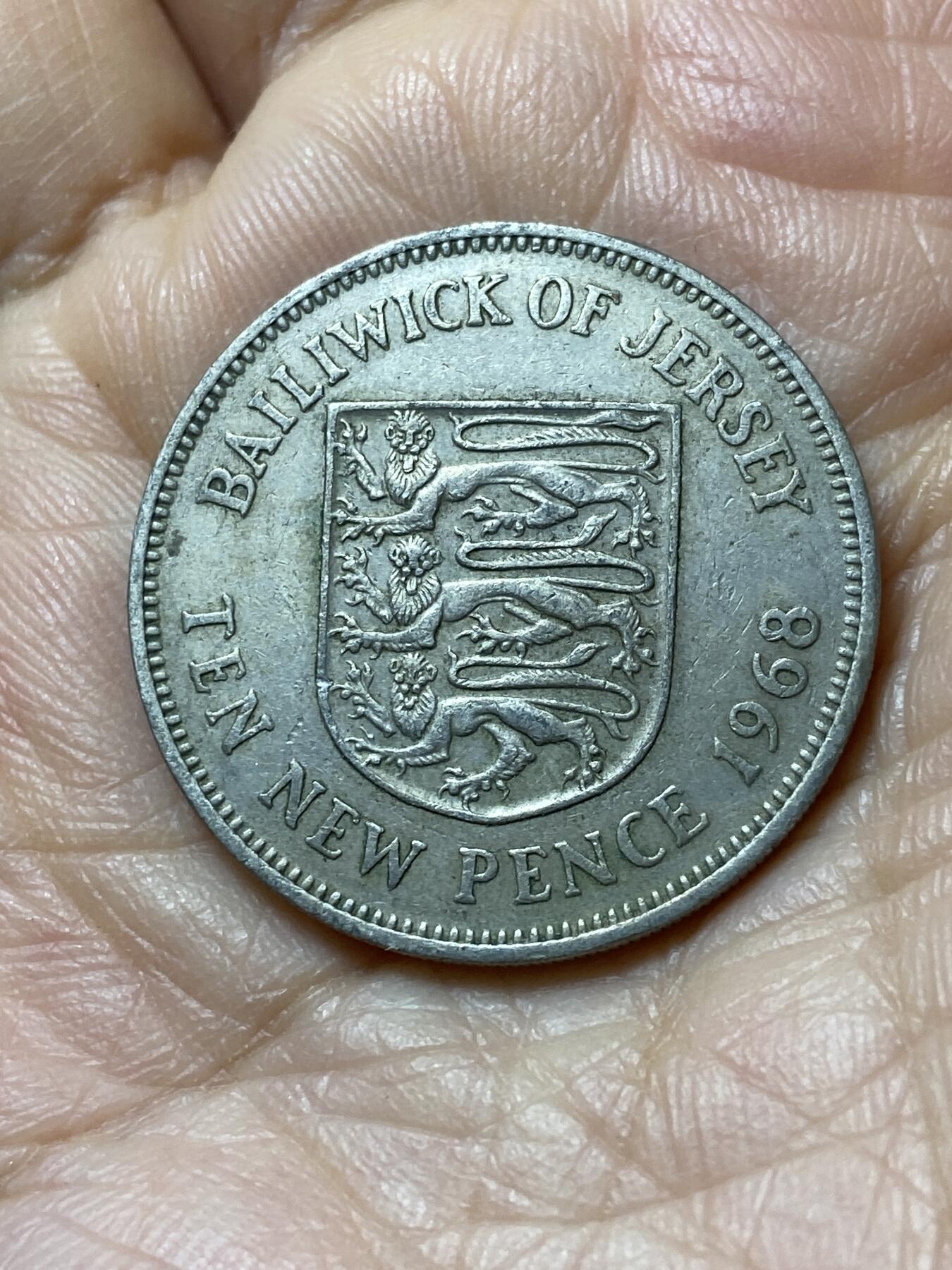 2025年第一百零八场(总第一百三十四场）外国好品散币(免佣金) 英属泽西岛🇯🇪1968年10新便士(伊丽莎白二世中年花冠，十进制第一版首发年)