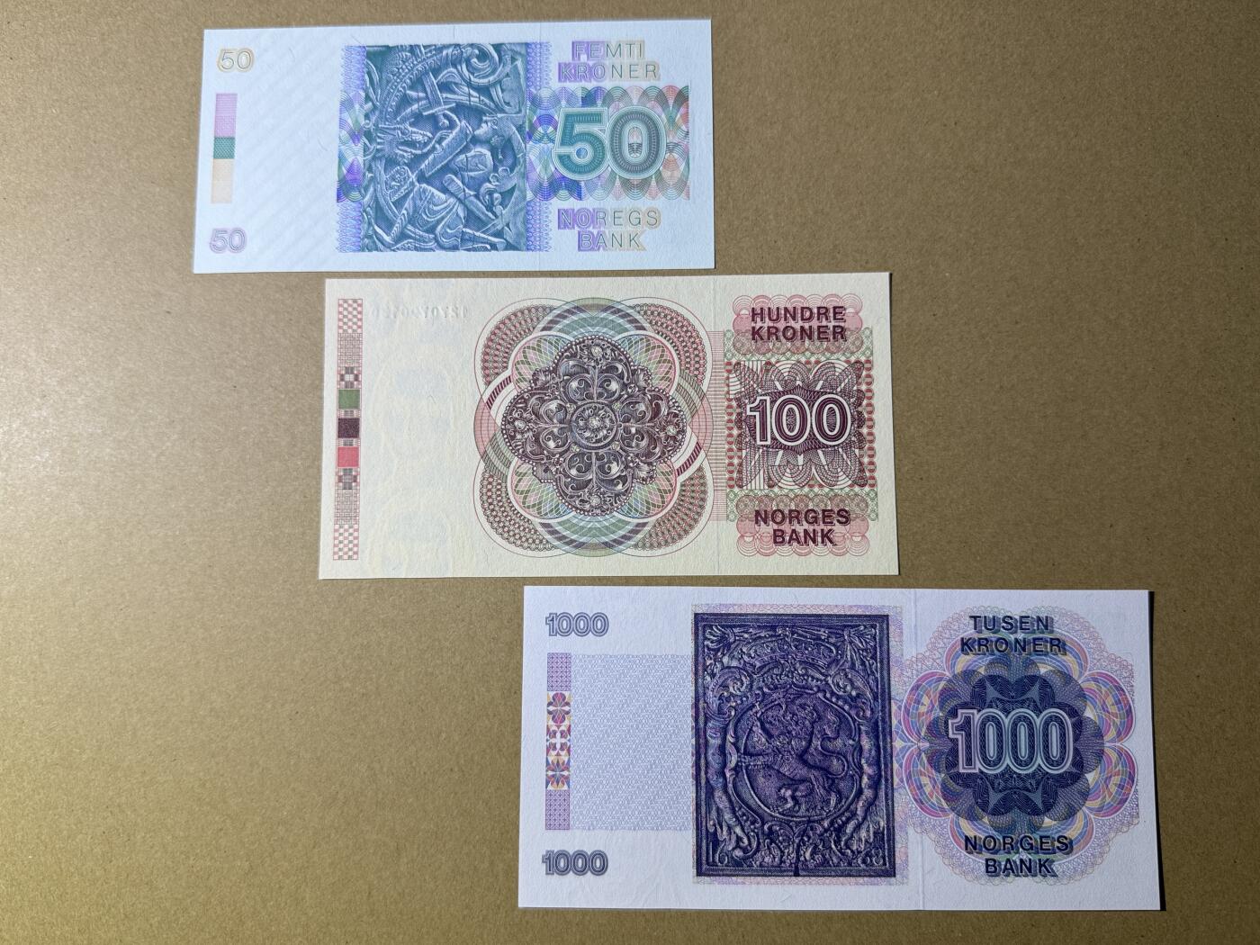 《艾美收藏》第215期-10.12周日外币畅拍 挪威50、100、1000克朗3张 UNC 80-90年代版本 全部原票绝品