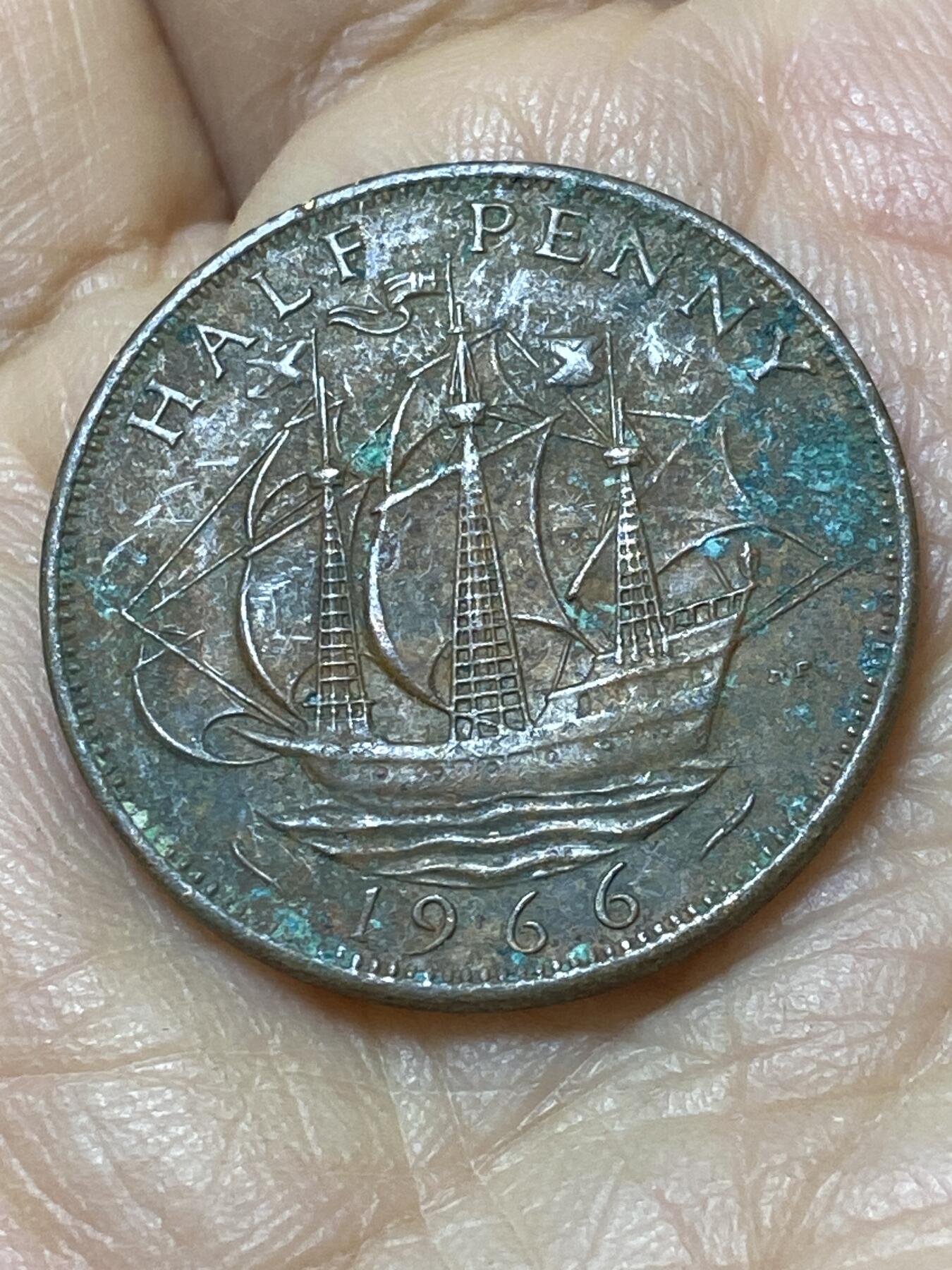2025年第一百零八场(总第一百三十四场）外国好品散币(免佣金)  英国🇬🇧1966年半便士(伊丽莎白二世青年桂冠第二版)