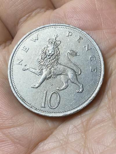 2025年第一百零八场(总第一百三十四场）外国好品散币(免佣金) - 英国🇬🇧1970年10新便士(伊丽莎白二世中年花冠，十进制第一版)