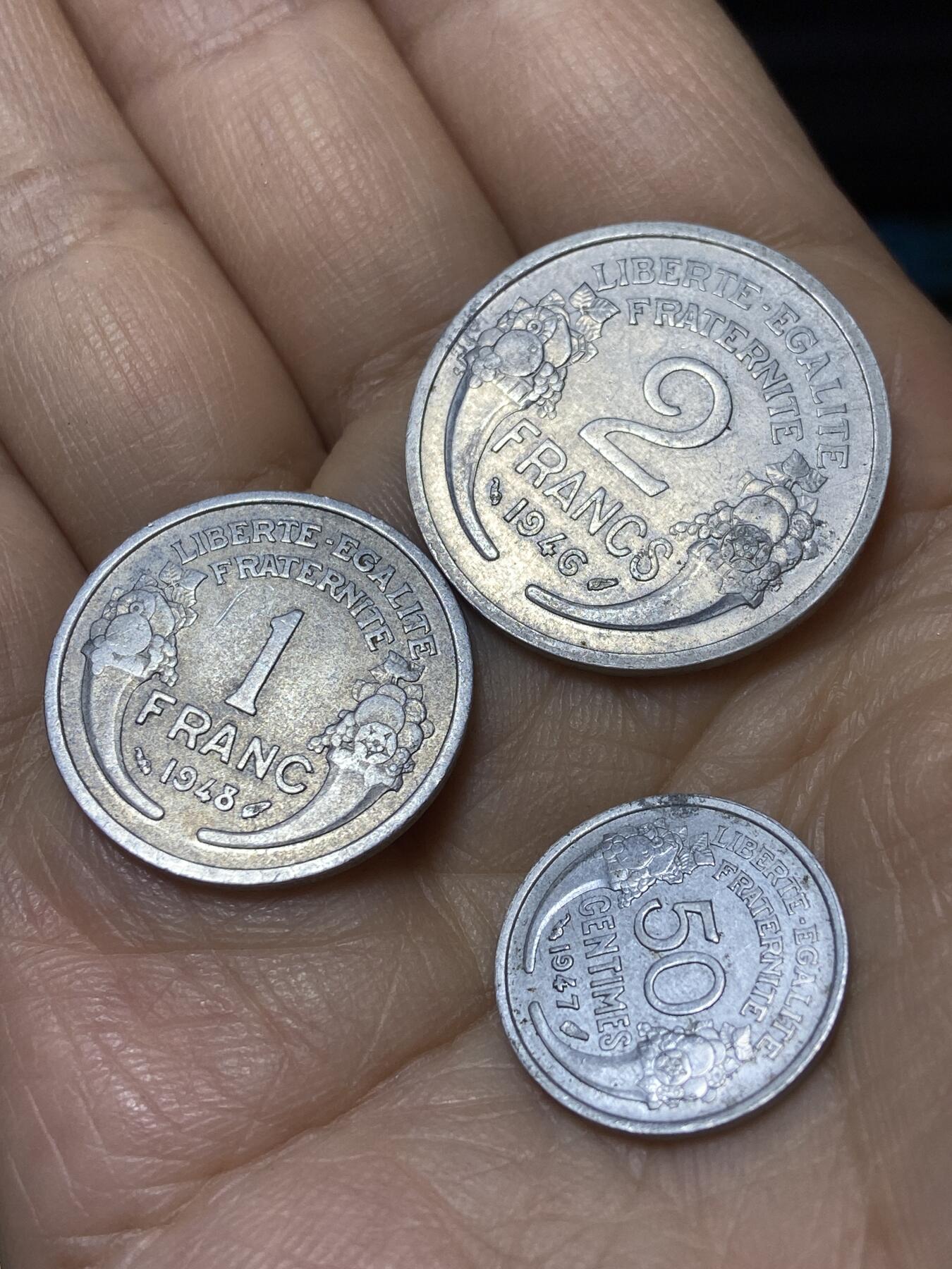 2025年第一百零八场(总第一百三十四场）外国好品散币(免佣金) 法兰西第四共和国时期3枚套:1947年50生丁，1946年2法郎，1948年1法郎