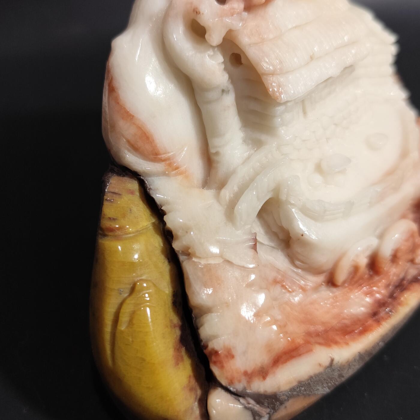 希腊罗马丝路打制币化石【中外钱币放漏】专场！陆小鱼的钱币仓，限时拍卖第080场 全玉化珊瑚化石雕刻摆件 手工雕刻 巧雕色彩的变化搭配 由4.5亿年前奥陶纪时期的珊瑚化石雕刻而成 1243g