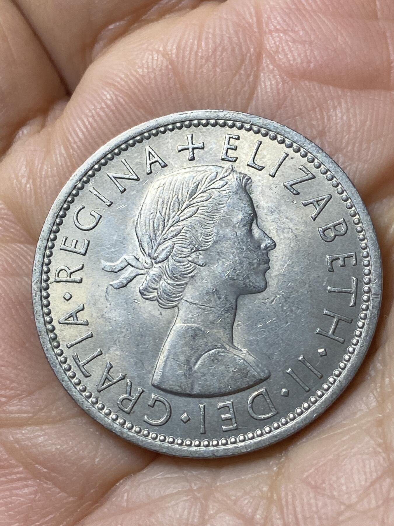 2025年第一百零八场(总第一百三十四场）外国好品散币(免佣金) 英国🇬🇧1967年1弗洛林(等值2先令，伊丽莎白二世青年桂冠第二版，普制币关门年)