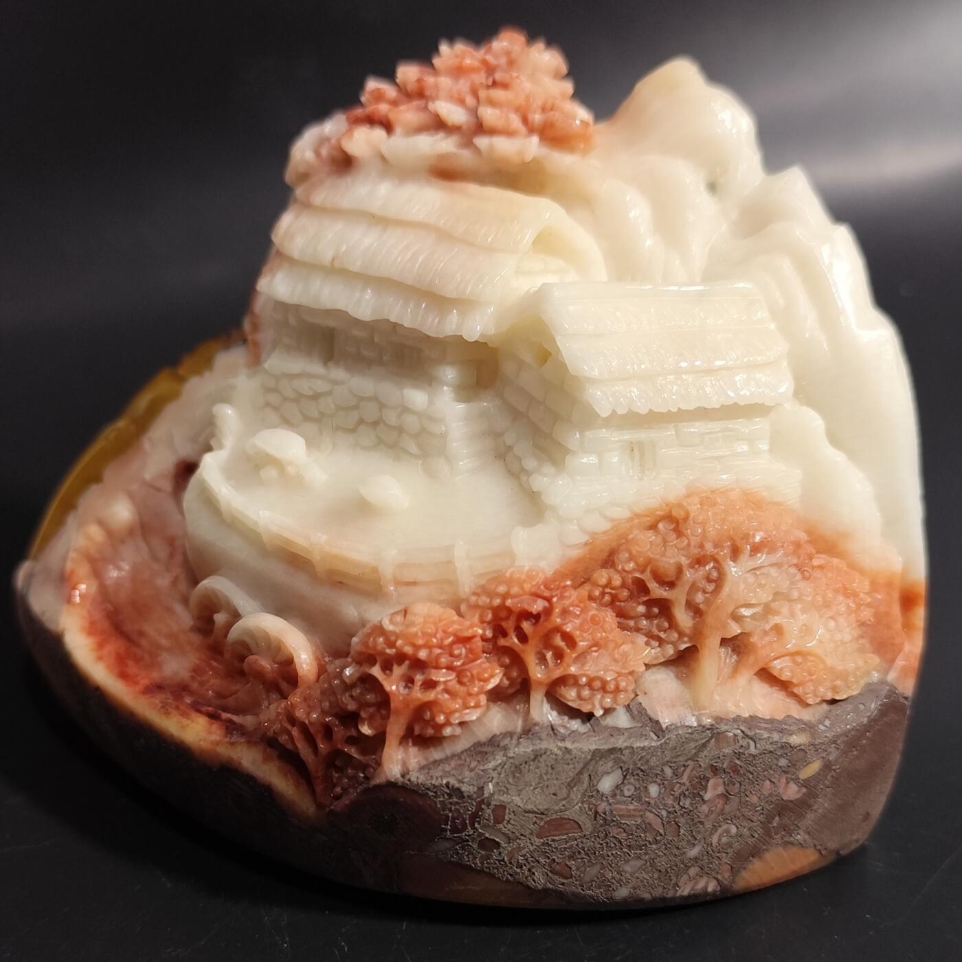 希腊罗马丝路打制币化石【中外钱币放漏】专场！陆小鱼的钱币仓，限时拍卖第080场 全玉化珊瑚化石雕刻摆件 手工雕刻 巧雕色彩的变化搭配 由4.5亿年前奥陶纪时期的珊瑚化石雕刻而成 1243g