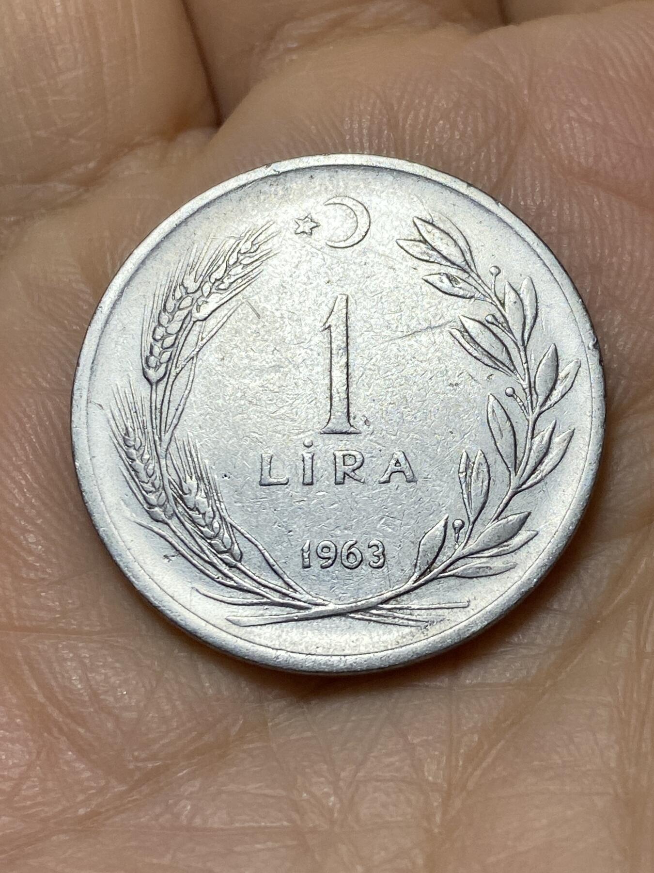 2025年第一百零八场(总第一百三十四场）外国好品散币(免佣金) 土耳其🇹🇷1963年1里拉(第五套第二版。合金钢材质8克版)