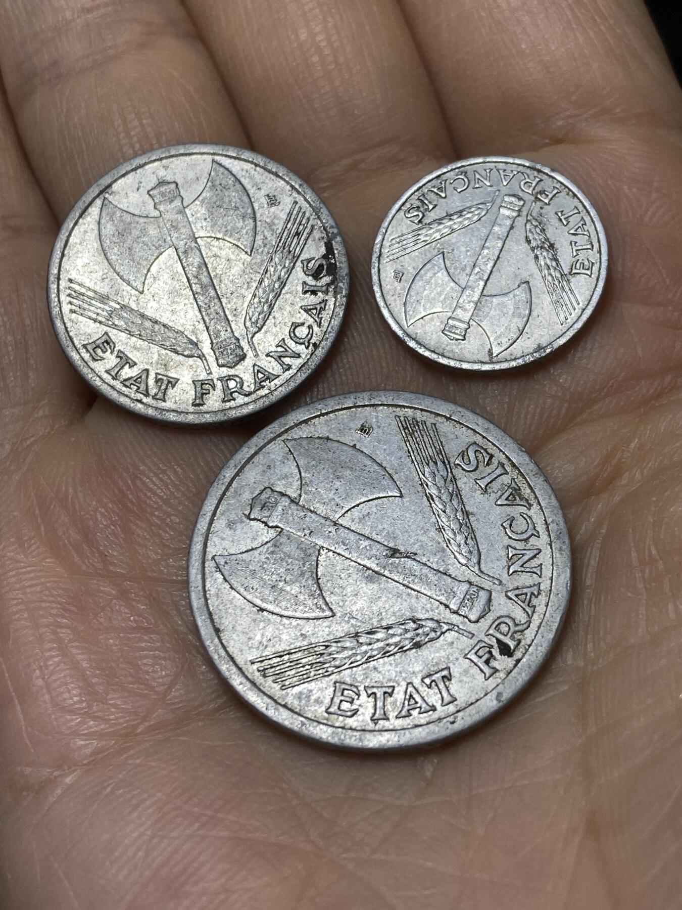 2025年第一百零八场(总第一百三十四场）外国好品散币(免佣金) 法国🇫🇷维希傀儡政府时期3枚套：1943年50生丁，1944年1法郎，1943年2法郎