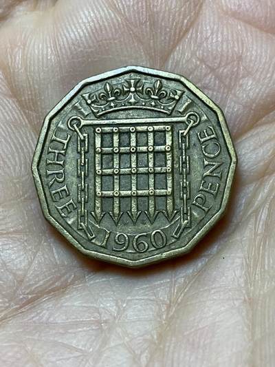 2025年第一百零八场(总第一百三十四场）外国好品散币(免佣金) - 英国🇬🇧1960年3便士(伊丽莎白二世青年桂冠第二版)