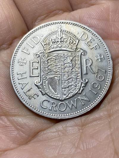 2025年第一百零九场(总第一百三十五场）外国好品散币(免佣金) - 英国🇬🇧1967年半克朗(伊丽莎白二世青年桂冠，第二版普制币关门年)