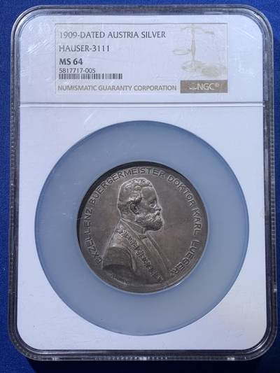 《竞宝斋》第427场 周日，周一  2场连拍 （全场包邮） - NGC MS64 奥地利1909年维也纳花卉赛银章 61mm 罕见品种 加大加厚盒 外盒有点模糊不影响章本身 高分
