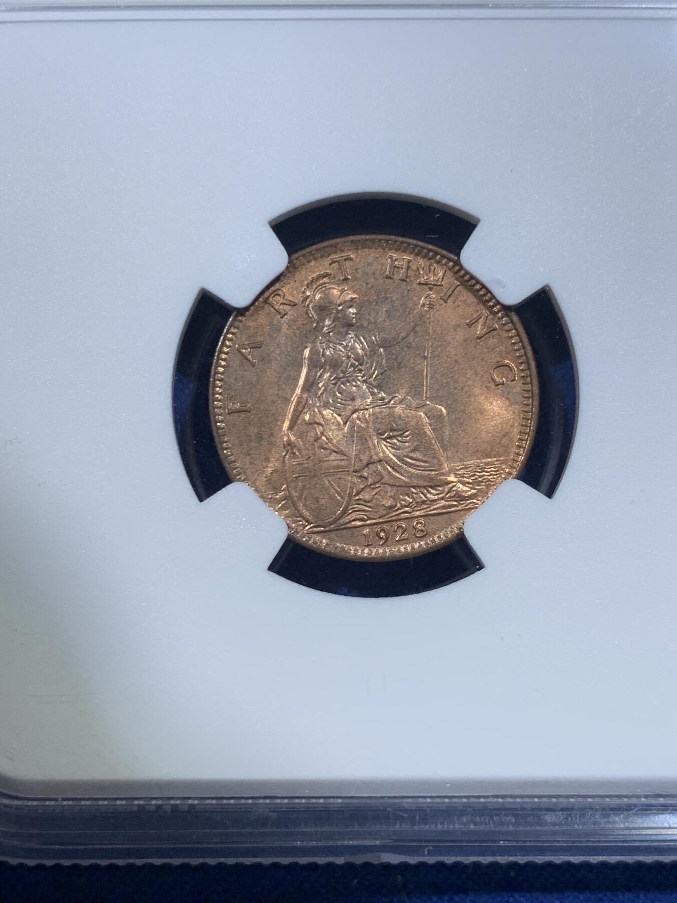 《竞宝斋》第427场 周日，周一  2场连拍 （全场包邮） NGC MS65RB 英国 1928年 乔治五世 1法新铜币 亚军分 接近百年前的铜币了 高分少见 铜币光泽依旧 十分漂亮