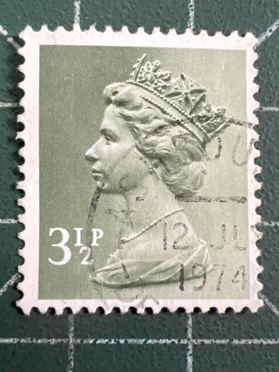 第1067 邮票专场 （无押金，捡漏，全场50包邮，偏远地区除外，接收代拍业务，本店十天发一次货） - 英国女王邮票