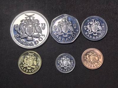 北京马甸外国币专卖第145期，外国币专场，陆续上拍，欢迎关注 从盒子里拆下来的巴巴多斯精制币6枚/套