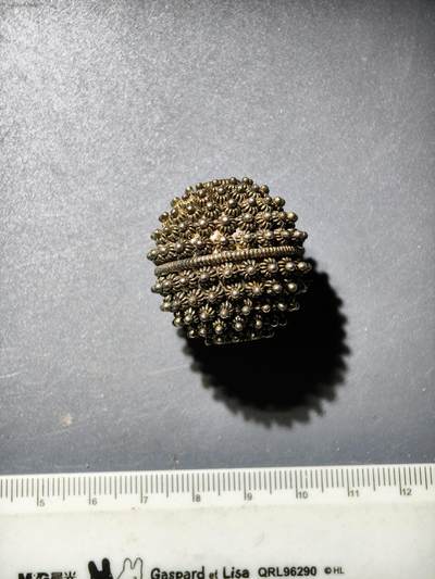 74期回流戒指饰品杂件纪念章丝路钱币专场 - 少数民族饰品（金属材质不明）