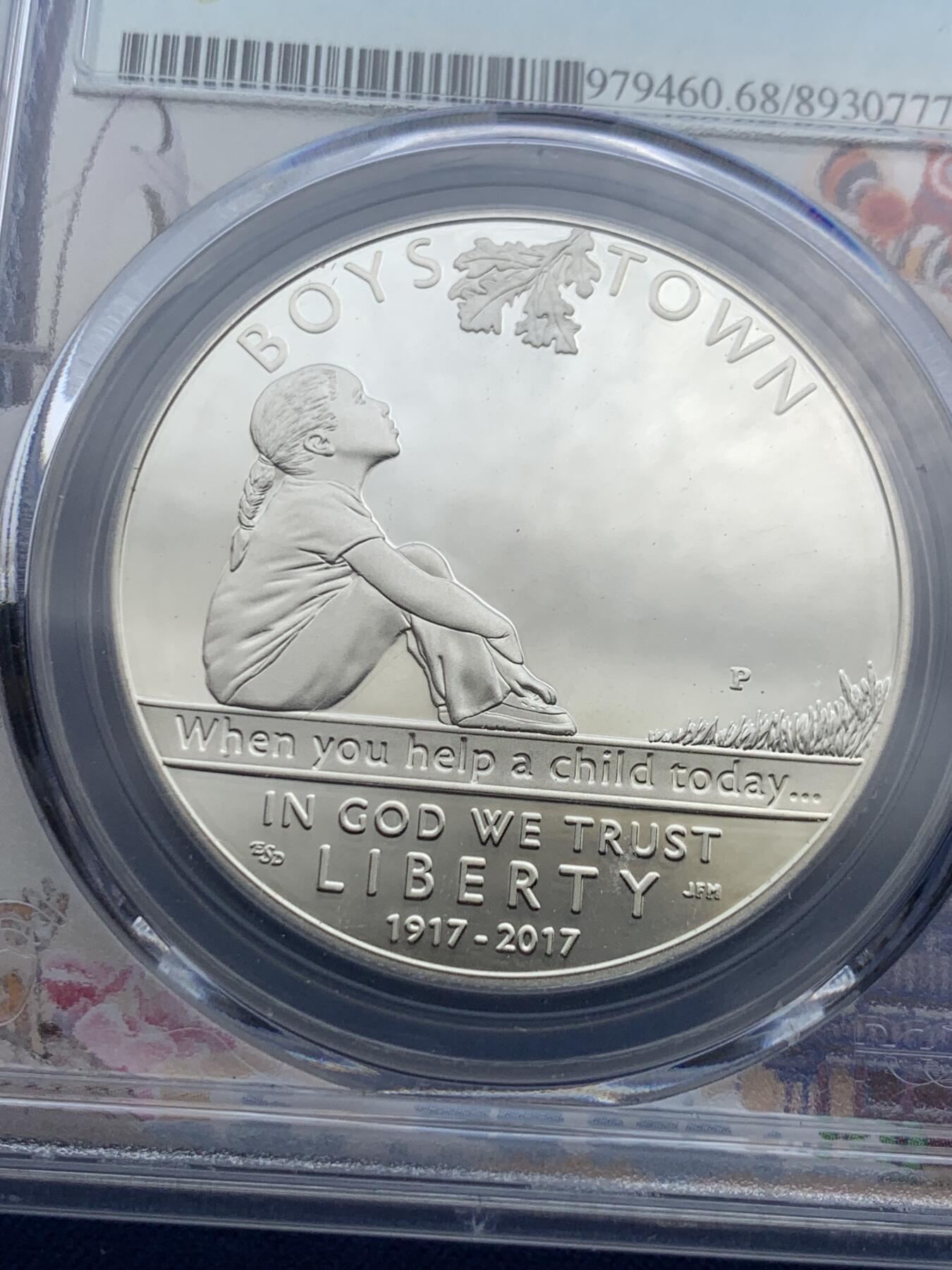 《竞宝斋》第427场 周日，周一  2场连拍 （全场包邮） PCGS PR68DCAM（广州特殊标）美国2017年1美元精制银币 （克劳斯获奖币）男孩镇
