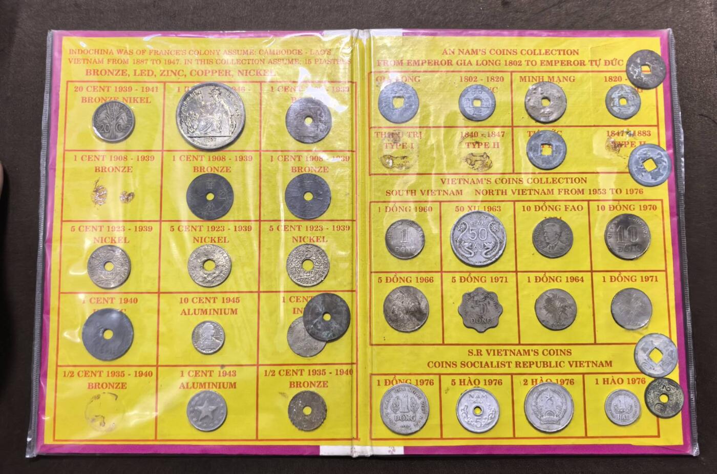 北京马甸外国币专卖第145期，外国币专场，陆续上拍，欢迎关注 越南旅游纪念册，册中除坐洋为复制币，其它均为真币