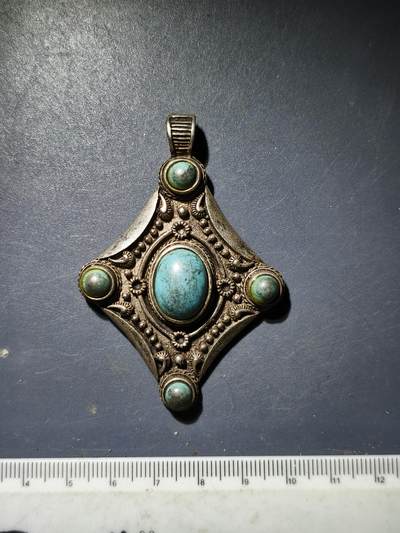 74期回流戒指饰品杂件纪念章丝路钱币专场 - 少数民族饰品（金属材质不明）