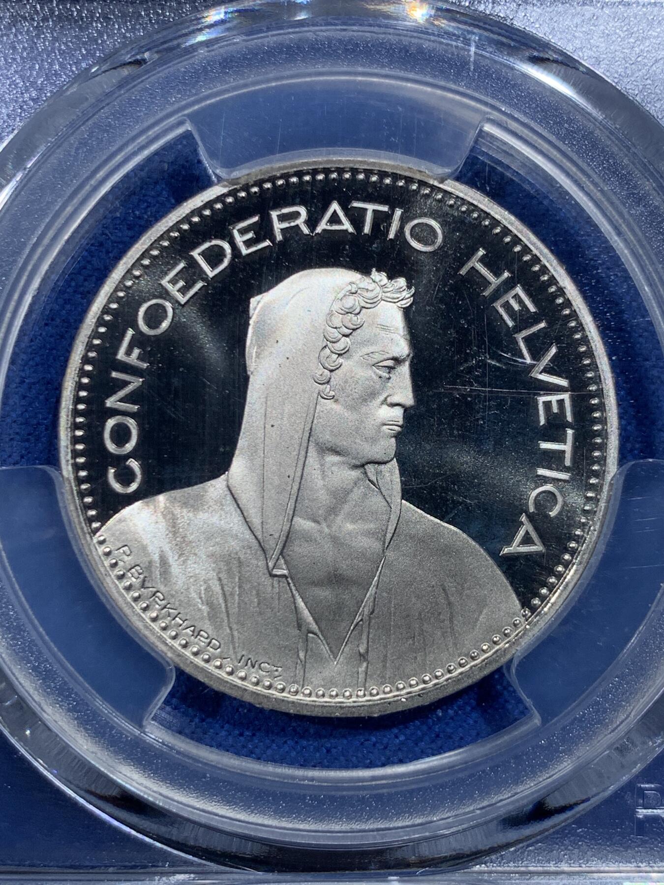 《竞宝斋》第427场 周日，周一  2场连拍 （全场包邮） 两枚一组 PCGS MS66/68 瑞士2003年5法郎 Chalandamarz节+威廉退尔