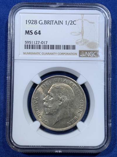《竞宝斋》第427场 周日，周一  2场连拍 （全场包邮） - NGC MS64 英国1928年乔治五世半克朗银币，高分好品相，底板丝滑，黄油淡彩包浆。高品质英系老币难得，64收藏级高分