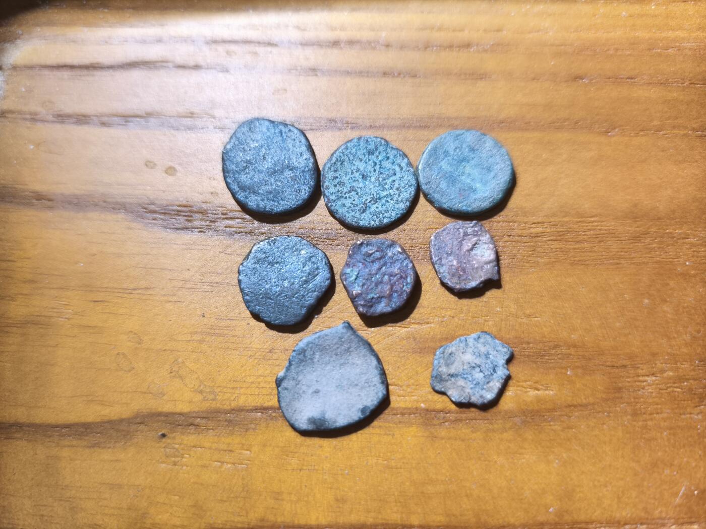 星盘世界钱币十月十八日实惠捡漏专场（低佣金，不直播）本场直播 丝绸之路钱币标本一组八枚