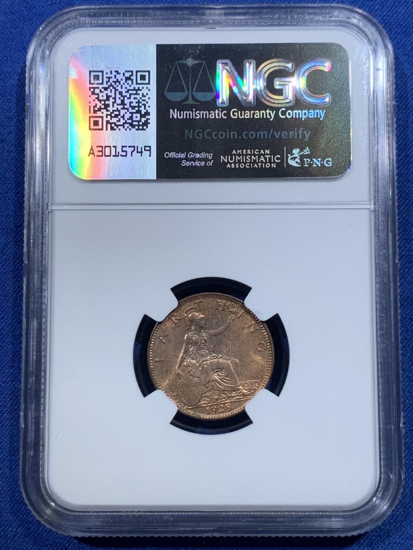 《竞宝斋》第427场 周日，周一  2场连拍 （全场包邮） NGC MS65RB 英国 1928年 乔治五世 1法新铜币 亚军分 接近百年前的铜币了 高分少见 铜币光泽依旧 十分漂亮