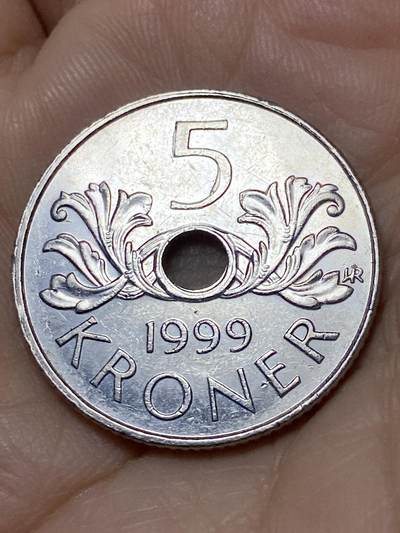 2025年第一百零九场(总第一百三十五场）外国好品散币(免佣金) - 挪威🇳🇴1999年5克朗(哈拉尔五世时期)