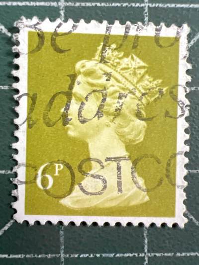 第1068 邮票专场 （无押金，捡漏，全场50包邮，偏远地区除外，接收代拍业务，本店十天发一次货） - 英国女王邮票 