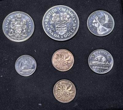 北京马甸外国币专卖第145期，外国币专场，陆续上拍，欢迎关注 1971年版盒装加拿大纪念流通币，币为裸币如图