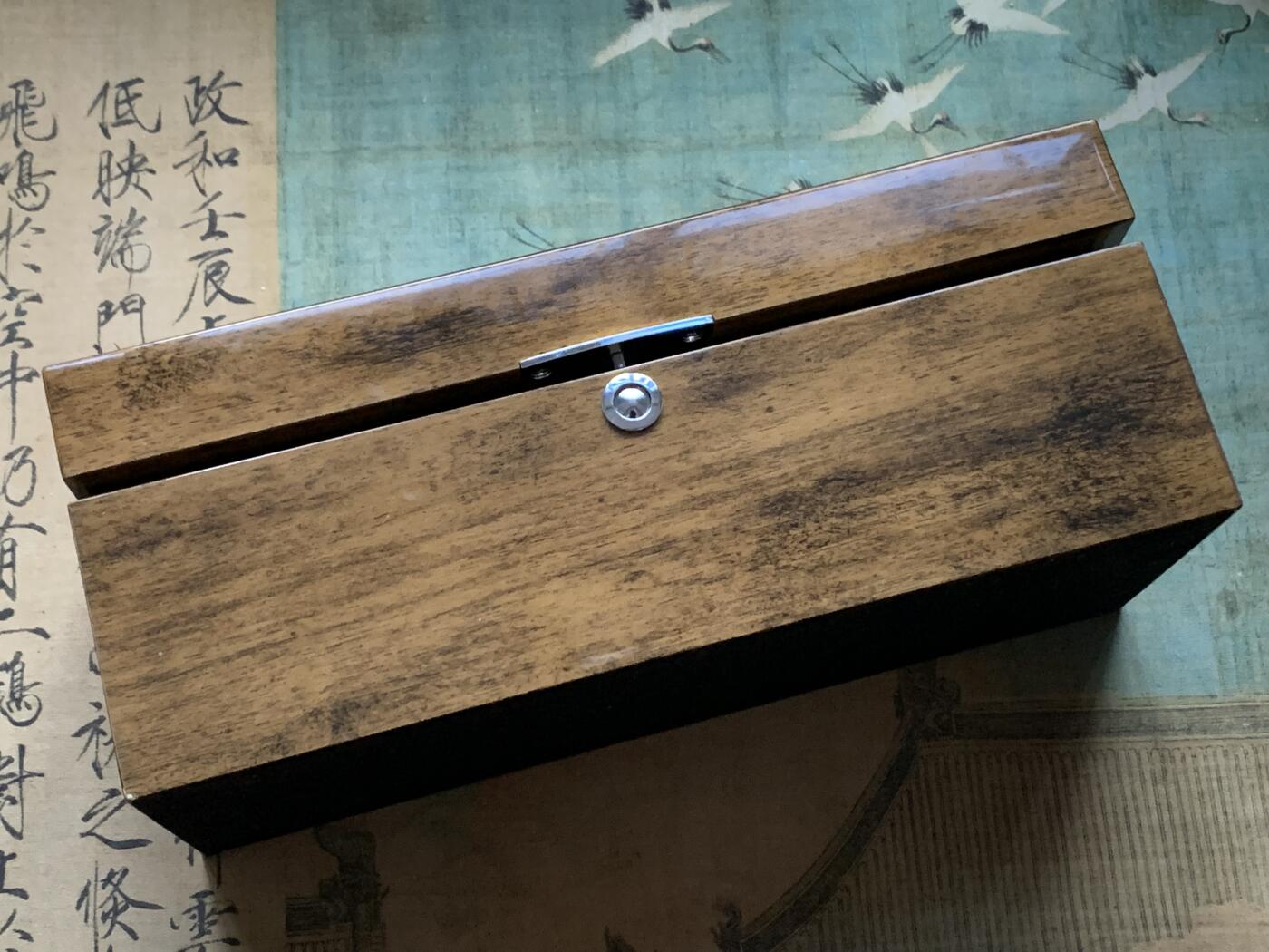 《竞宝斋》第427场 周日，周一  2场连拍 （全场包邮） 日本产 coin box 结实耐用，可装十五枚(NGC PCGS都可) 扣子扣不紧