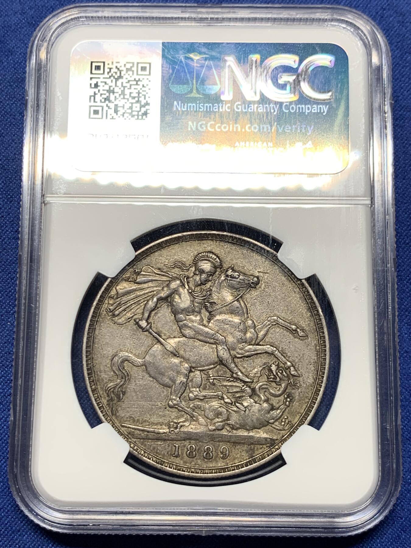 《竞宝斋》第427场 周日，周一  2场连拍 （全场包邮） NGC XF45 英国1889年维多利亚高冠马剑银币 包浆均匀深包浆