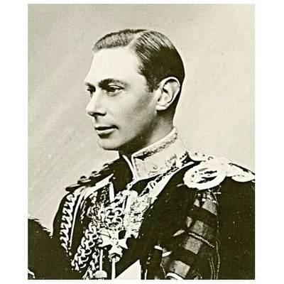 【旋风钱币】10月25日19:00准时开拍 精美欧洲币章、第三帝国钱币、精美项链等 全场包邮 英国1939-45年乔治六世 二战胜利高浮雕精制白铜章 36MM