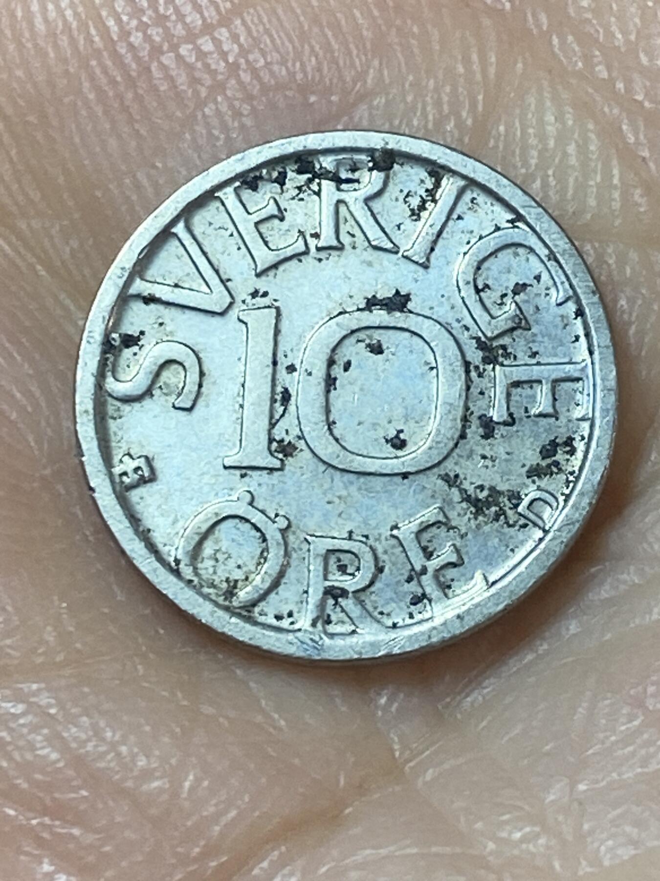 2025年第一百一十场(总第一百三十六场）外国好品散币(免佣金) 瑞典🇸🇪1988年10欧尔(卡尔十六世古斯塔夫时期，D标)
