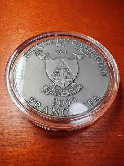 长老汇蛇年精选第六十一场拍卖 2021喀麦隆海神波塞冬的坐骑海马2000法郎仿古高浮雕部分镀金银币，龙头币，2盎司999银，500枚，盒证全，原价2200