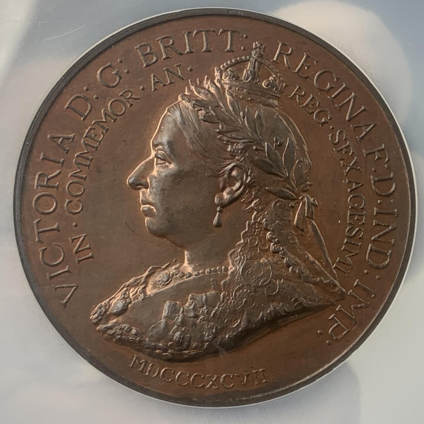 掌中浮雕-藏着的欧洲第037场 NGC MS62：1897年英国维多利亚登基60周年纪念大铜章 ，51mm，稀少品种