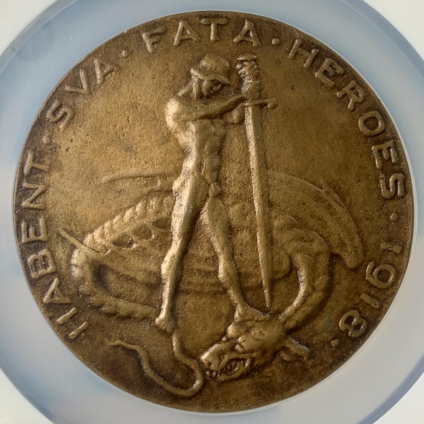 掌中浮雕-藏着的欧洲第037场 NGC MS63 : 1913年德国一战兴登保将军纪念大铜章，76mm，双面浇铸章，背面德国士兵屠龙少见