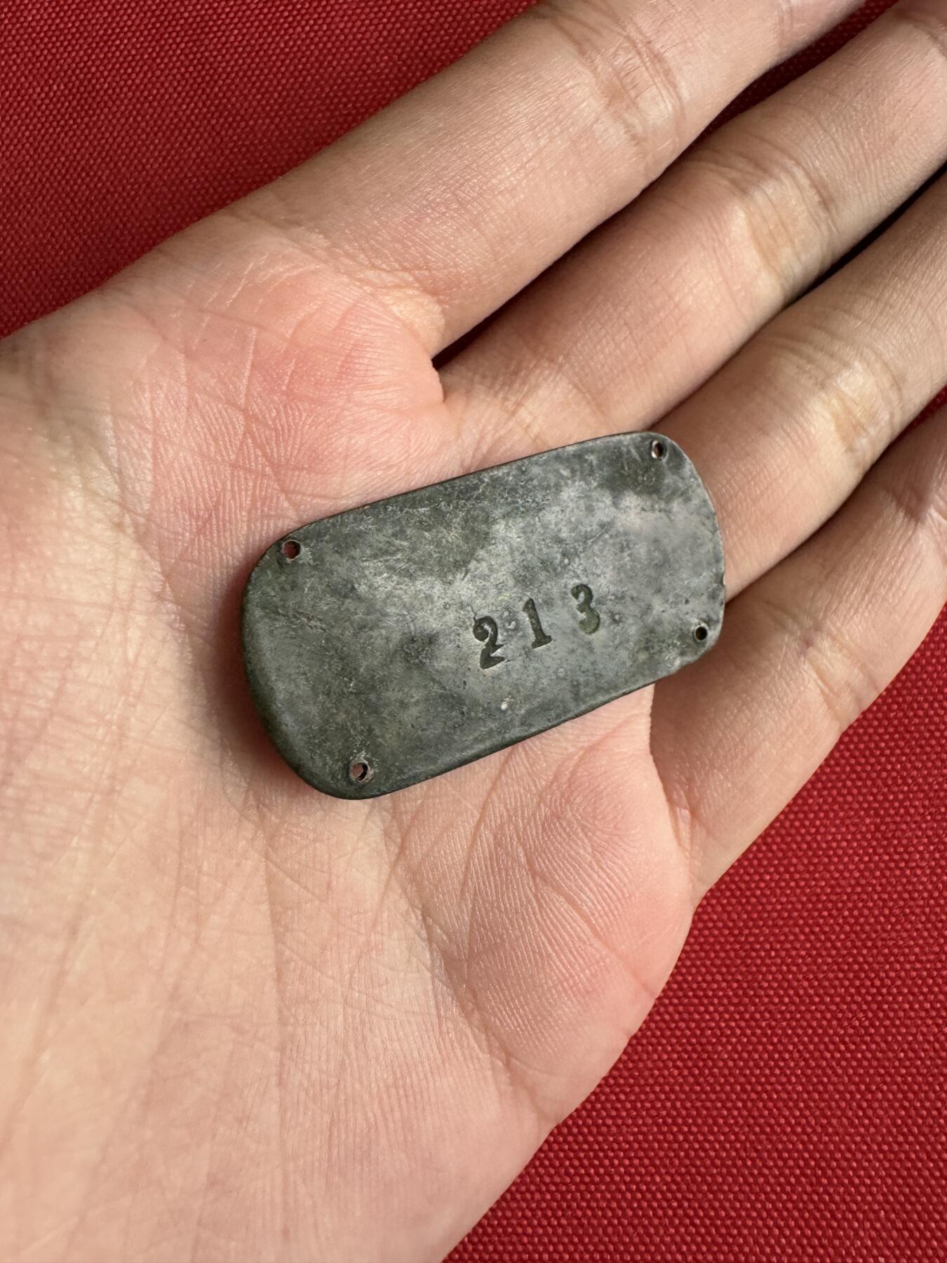 五哥徽章群   15号周三晚上八点4群联拍
