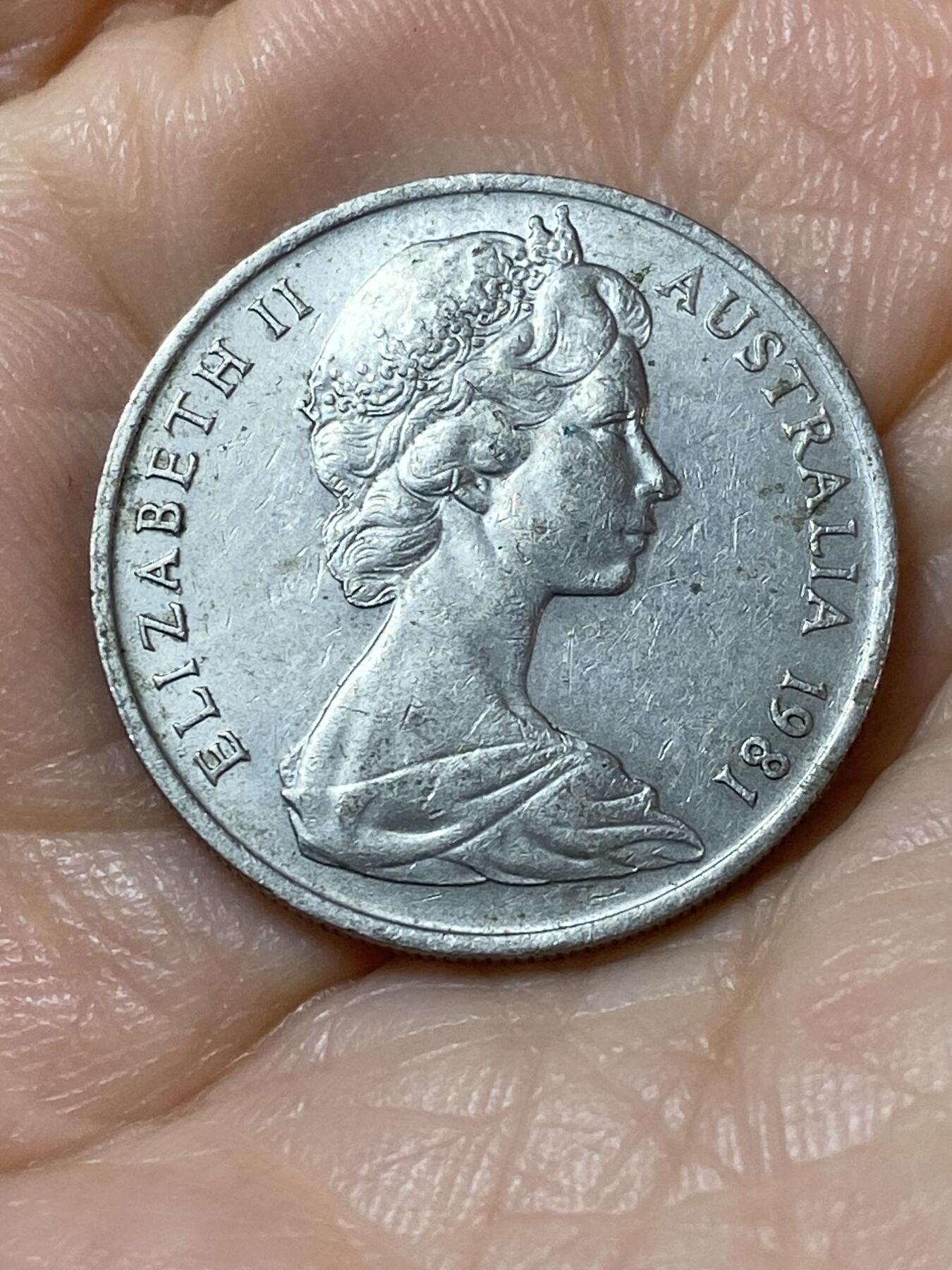 2025年第一百一十场(总第一百三十六场）外国好品散币(免佣金) 澳大利亚🇦🇺1981年10分(伊丽莎白二世中年花冠)