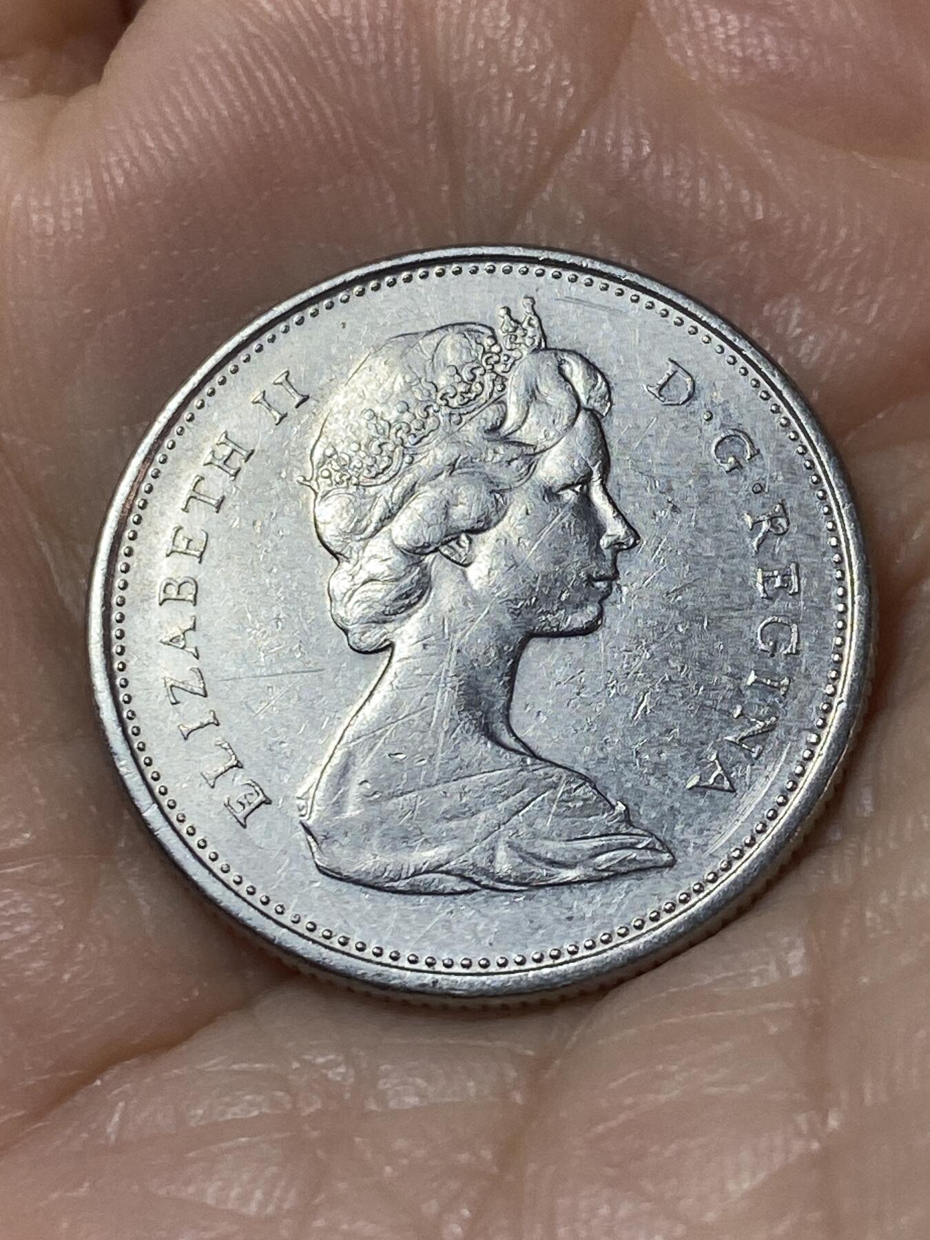 2025年第一百一十场(总第一百三十六场）外国好品散币(免佣金) 加拿大🇨🇦1971年25分(伊丽莎白二世中年花冠)