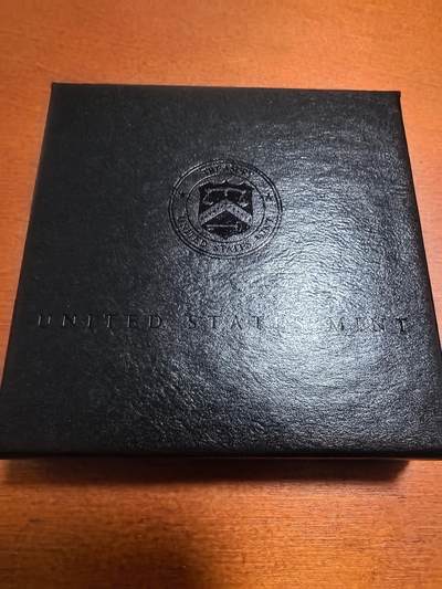 长老汇蛇年精选第六十一场拍卖 2021美国造币厂官方复刻摩根1美元银币，盒证全