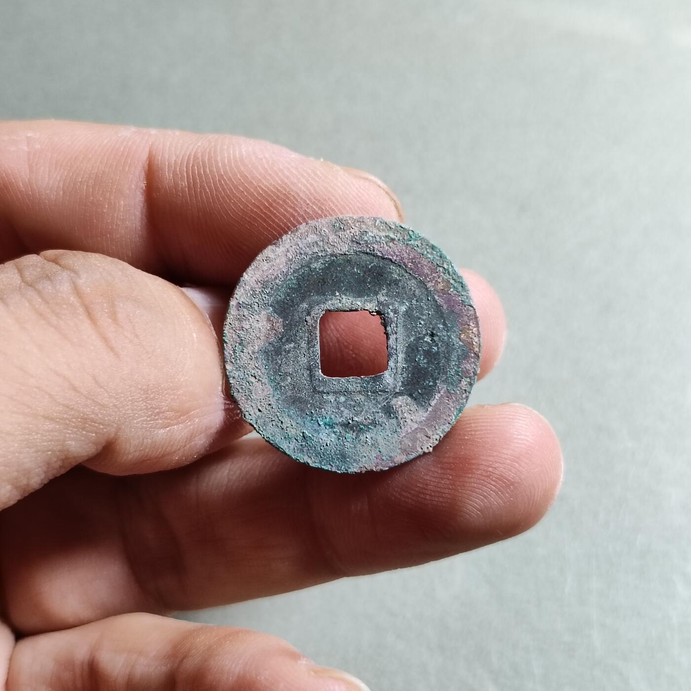 精品裸币