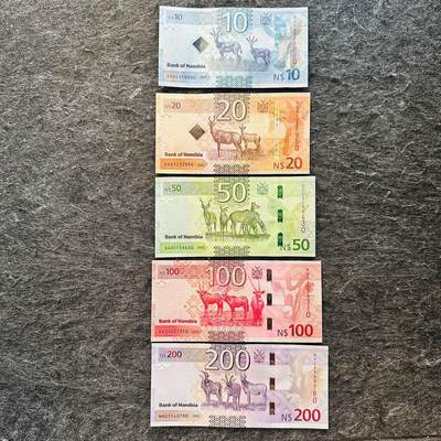 🇲🇽🇳🇦2526$ $墨西哥50-100-1000比索纪念钞和纳米比亚Hybrid窗口复合钞 - 纳米比亚2025年10-20-50-100-200元，新版大全套，尾0