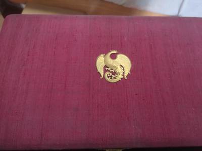 长老汇蛇年精选第六十一场拍卖 泰国皇家造币厂礼品币红盒32枚，含两枚拉玛九世大银币