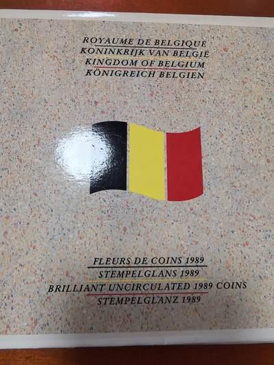 长老汇马年精选第二场拍卖 - 1989比利时10枚套币+1枚圆形铜章，卡装，克书30美金