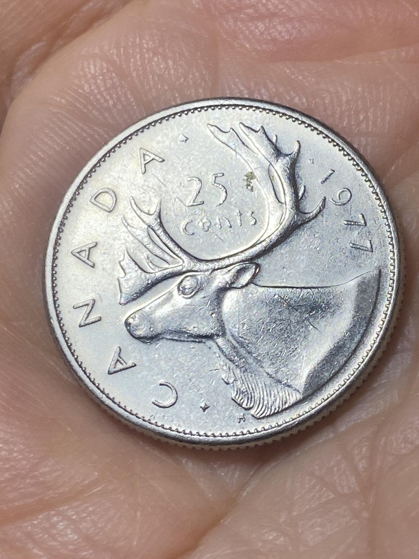 2025年第一百一十场(总第一百三十六场）外国好品散币(免佣金) 加拿大🇨🇦1977年25分(伊丽莎白二世中年花冠)
